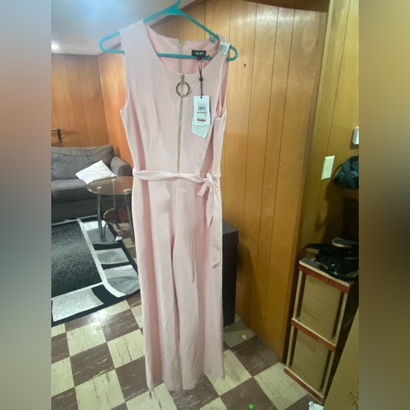 New jump suit frome macys - Picture 2 of 4